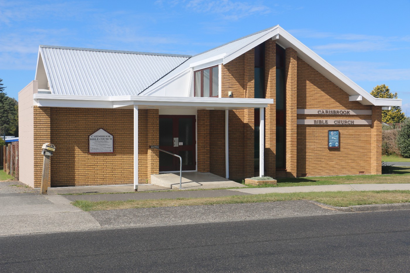 The Bible Church, situated on Carisbrooke Road, Katikati.