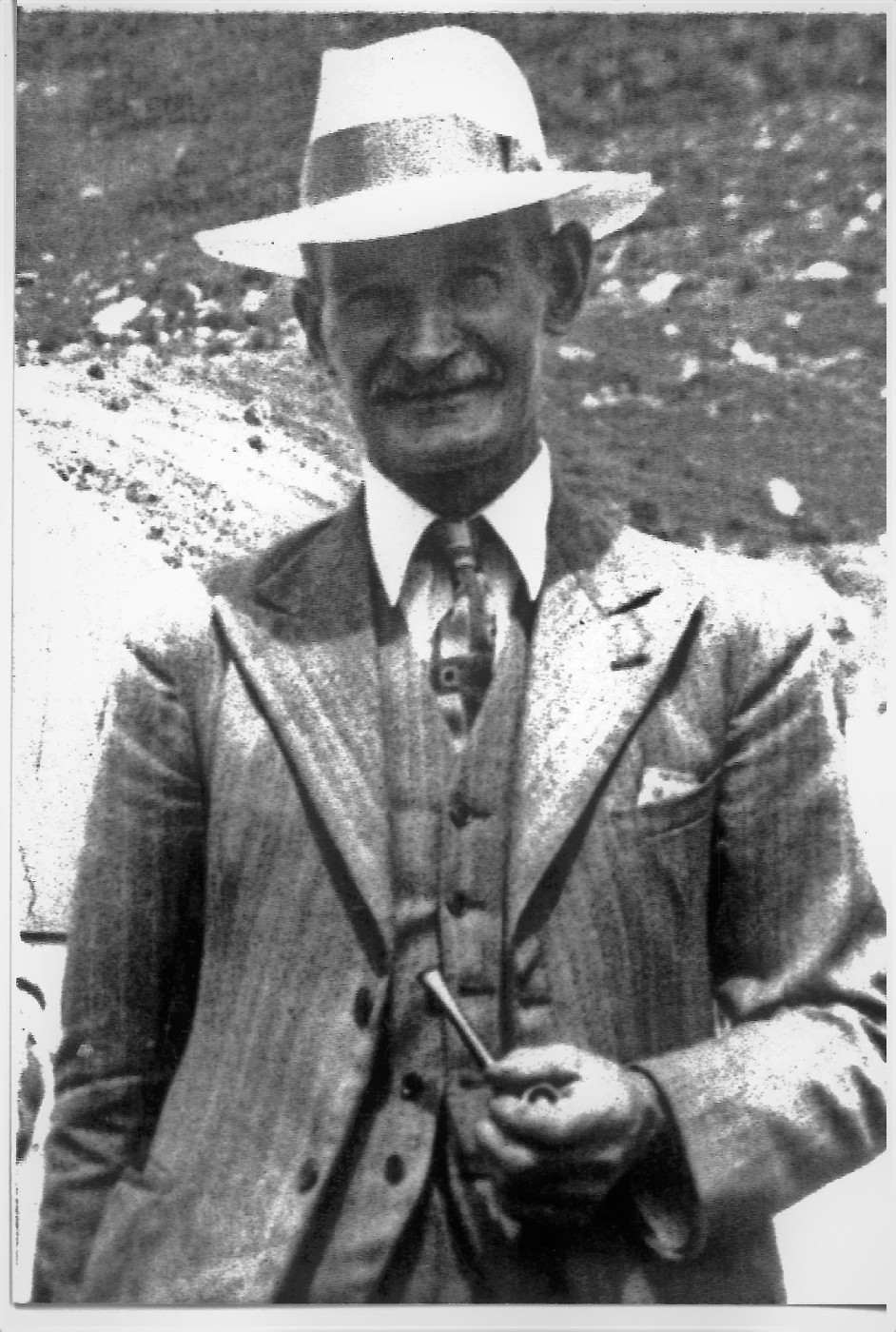 William Reid, taken in c1942. Source: Maureen Bruning, nee Reid.